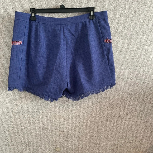 Miss Me Blue Bermudas - Picture 3 of 7